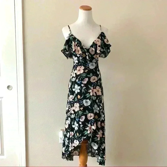 F21 black floral cold shoulder high low wrap dress - Picture 1 of 8